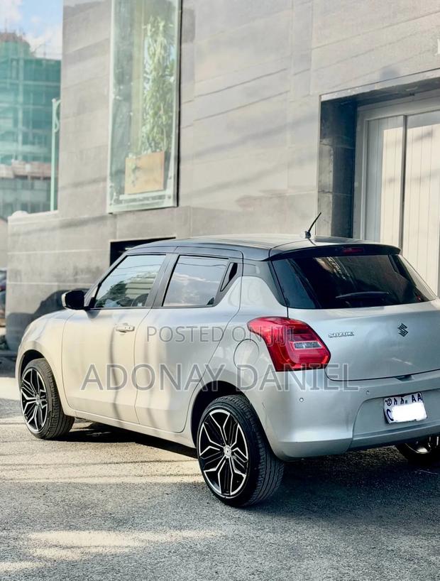 Suzuki Swift RS 2022 Silver