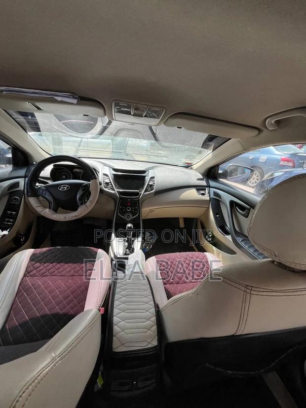 Hyundai Avante 2015 Blue