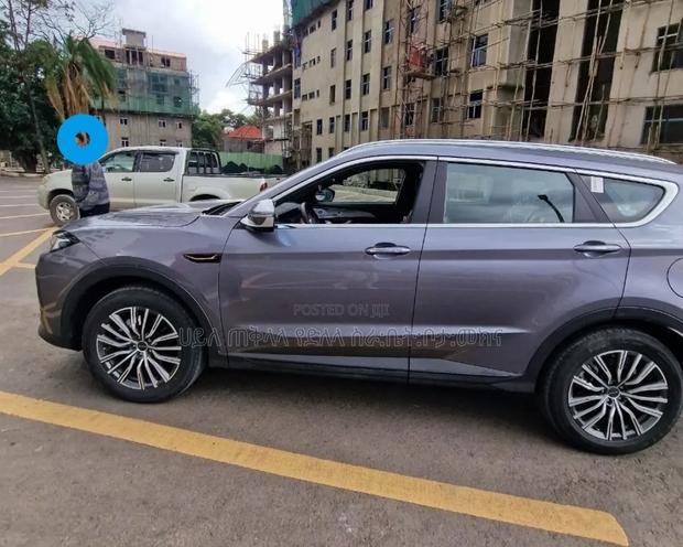 New Jetour X70 Plus 2024 Beige