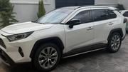 Toyota RAV4 2021 Off white for sale