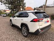 Toyota RAV4 2021 White for sale