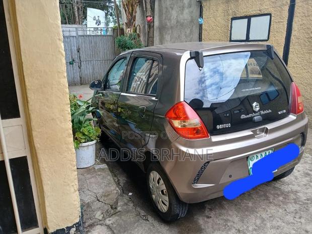 Car 2022 Gray