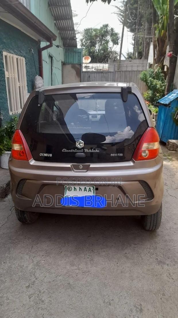 Car 2022 Gray