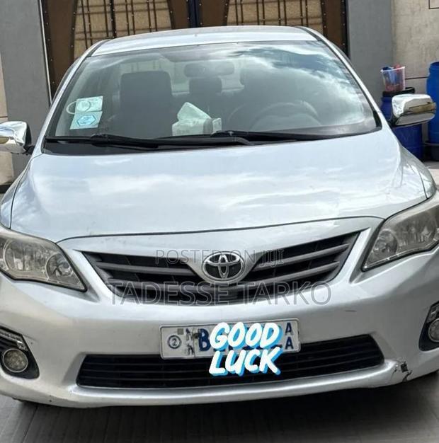 Toyota Corolla 2013 Silver