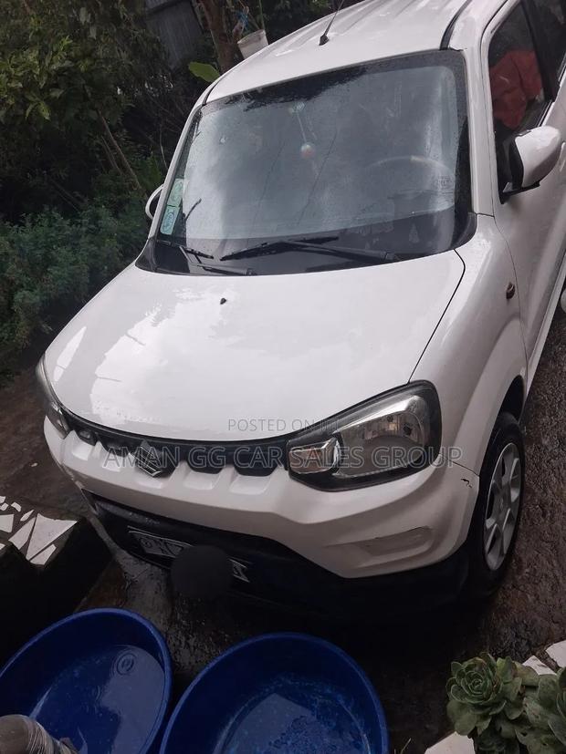Suzuki S-Presso 2022 White