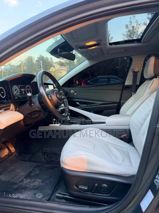 Hyundai Avante 2023 Gray