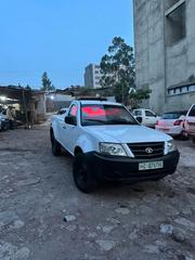 Tata Xenon 2013 White for sale