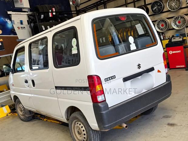 Suzuki Eeco 2025 White
