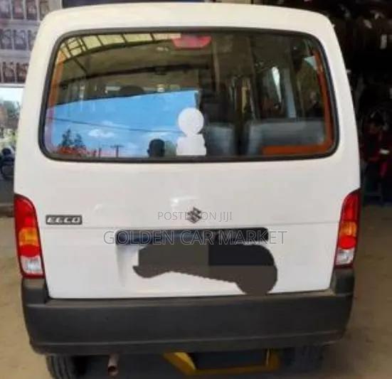 Suzuki Eeco 2025 White