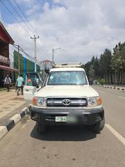 Toyota Land Cruiser 2011 White for sale