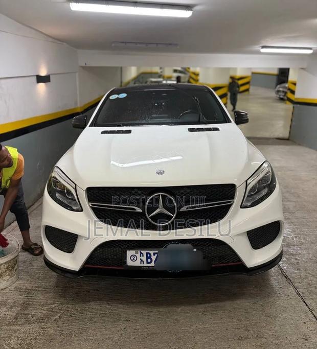 Mercedes-Benz GLE-Class 2016 White
