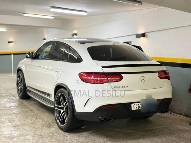 Mercedes-Benz GLE-Class 2016 White