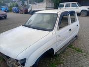 Toyota Hilux 2003 White for sale