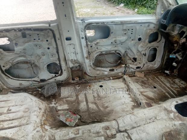 Toyota Hilux 2003 White