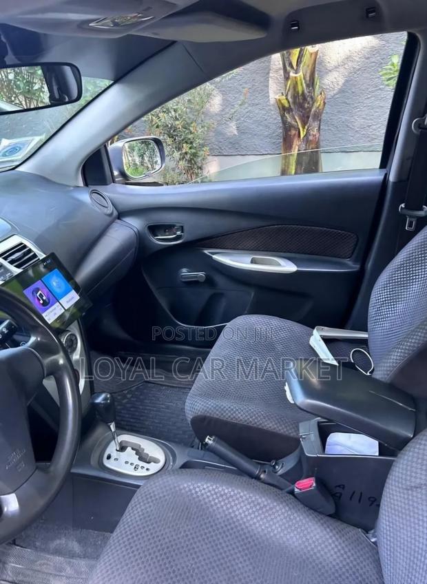 Toyota Yaris 2006 Gray