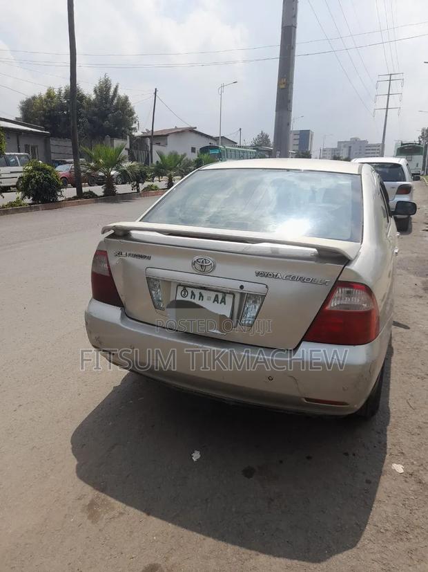 Toyota Corolla 2005 Gray