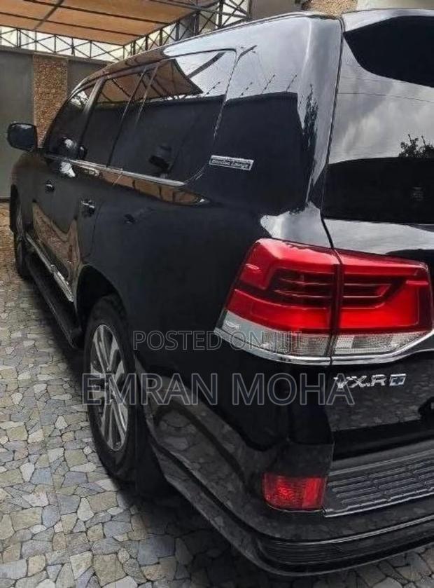 Toyota Land Cruiser 2021 Black