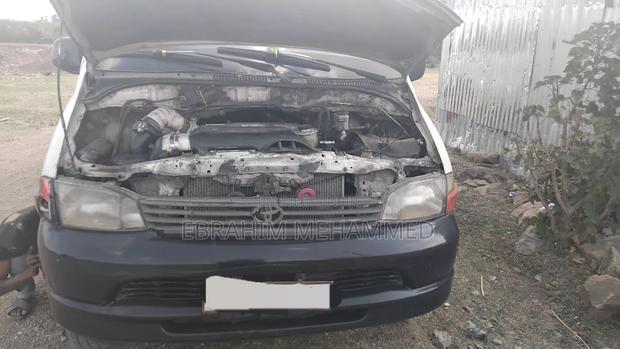 Toyota Toyoace 2004 White
