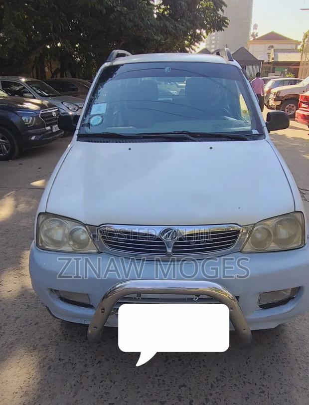 Zotye 2008 (Nomad) 2008 White