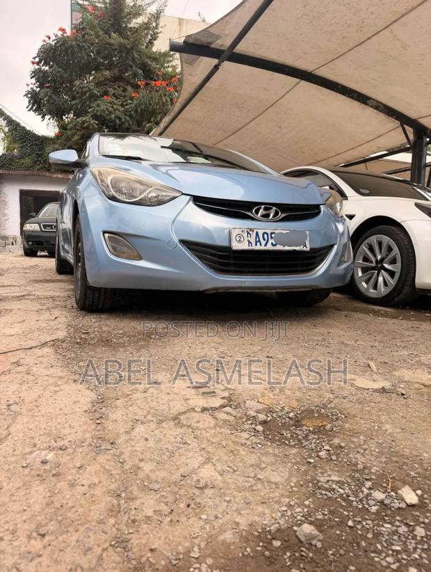 Hyundai Elantra 2013 Blue