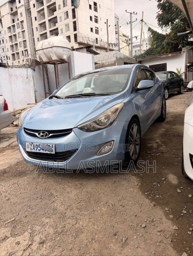 Hyundai Elantra 2013 Blue