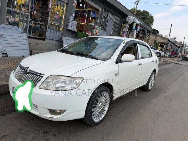 Toyota Corolla 2005 White