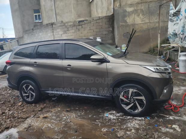 Toyota Rush 2022 Gray