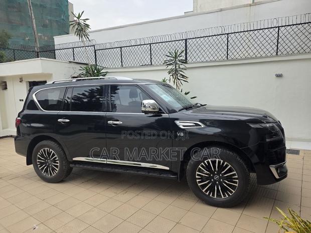 Nissan Patrol 2023 Black
