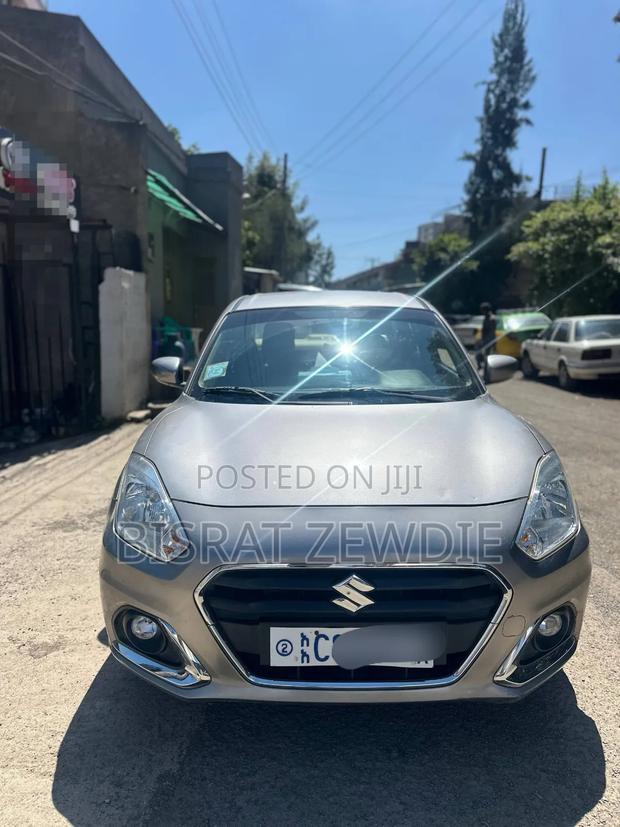 Suzuki Dzire 2022 Silver