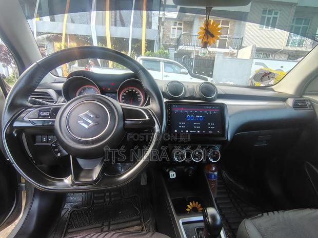 Suzuki Swift RS 2022 Silver