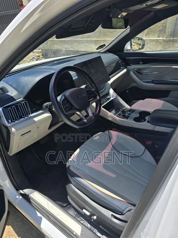 BYD Song Plus 2024 White