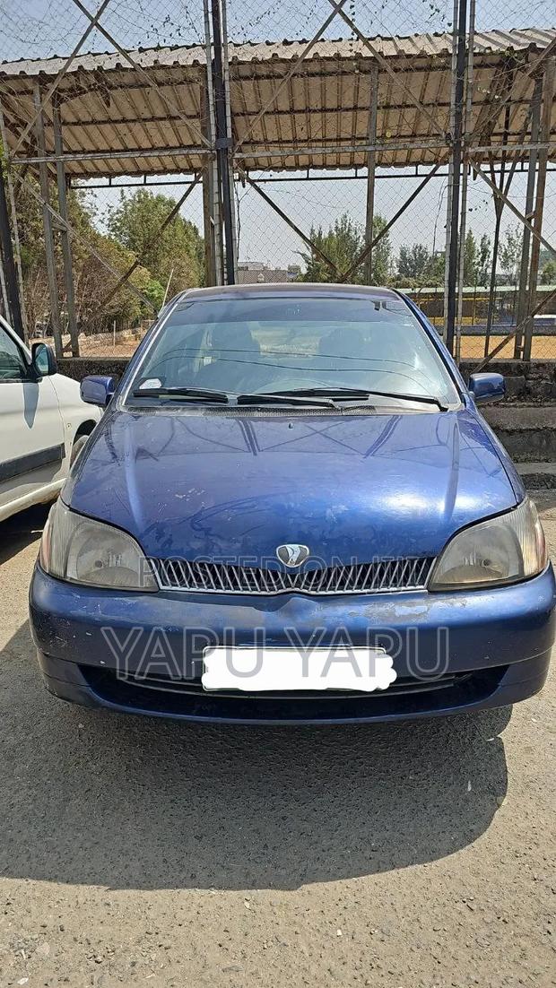Toyota Platz 1.0 FWD 2002 Blue