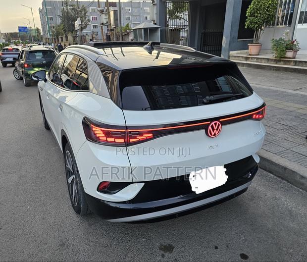 Volkswagen ID.4 AWD Pro AWD 2024 White