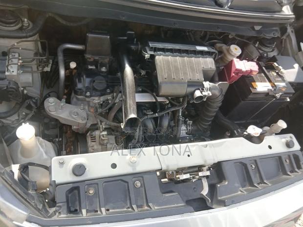 Mitsubishi Attrage 2021 Silver