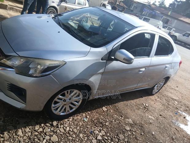 Mitsubishi Attrage 2021 Silver