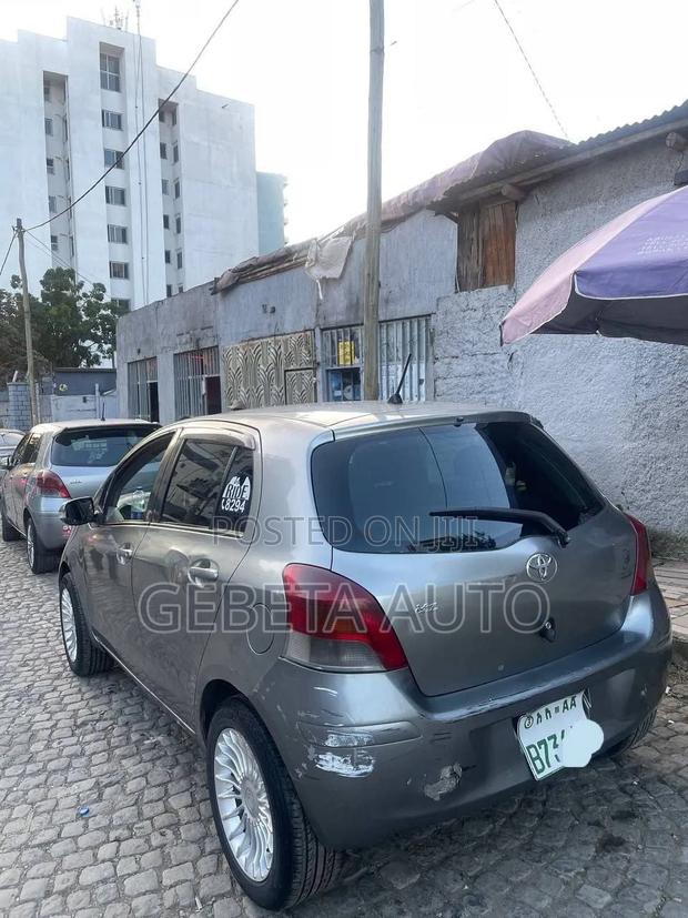 Toyota Yaris 2009