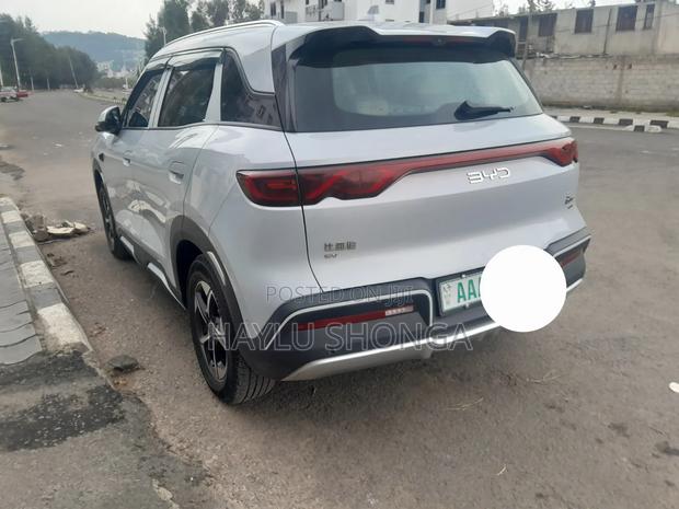 BYD Yuan Up 2025 Silver