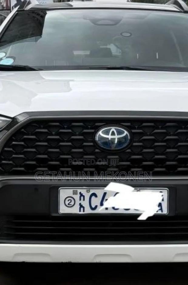 Toyota Corolla Cross 2024 White