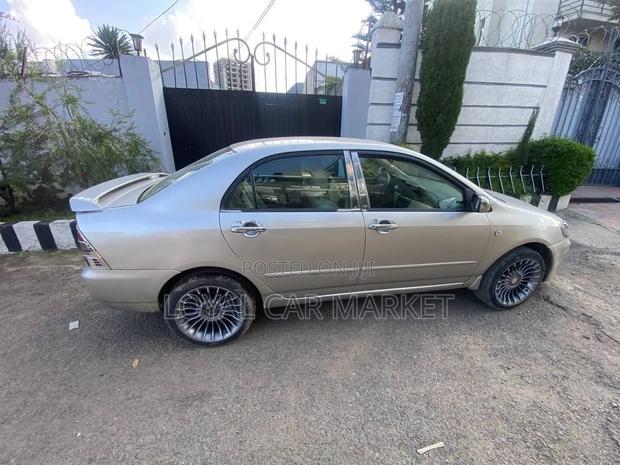 Toyota Corolla 2003 Gray