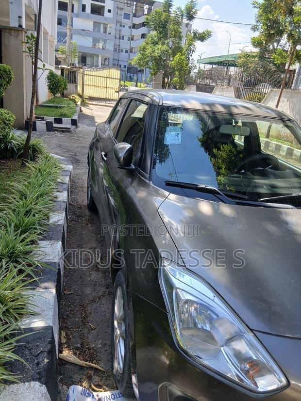 Suzuki Swift 2019 Gray