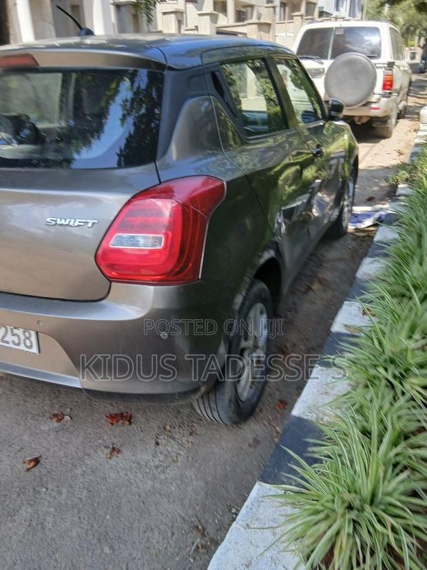 Suzuki Swift 2019 Gray