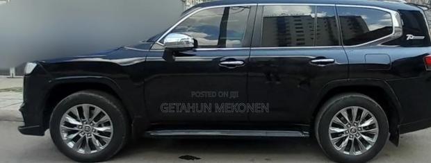 Toyota Land Cruiser 2023 Black