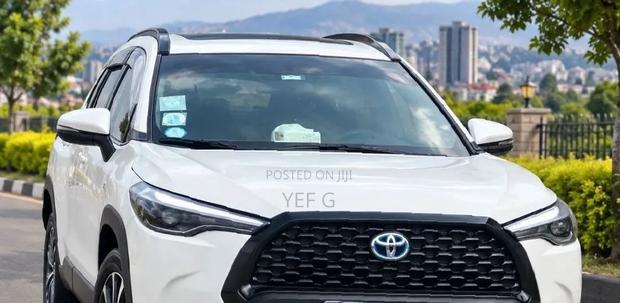 Toyota Corolla Cross 2022 White