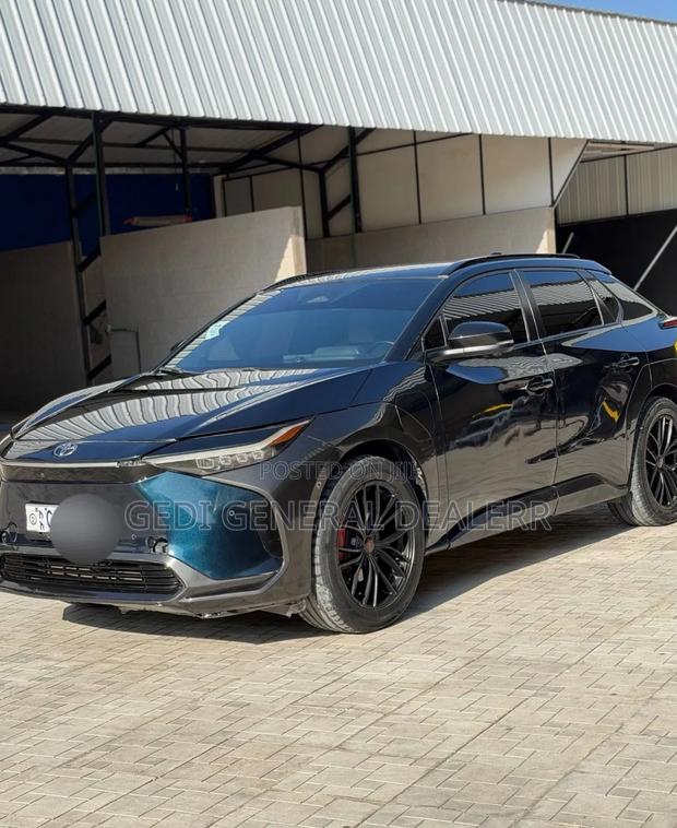 Toyota bZ4X 71.4 kWh AWD 2023 Black
