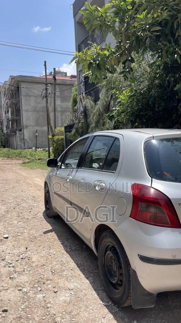 Toyota Yaris 1.3 VVT-i 2007 Silver