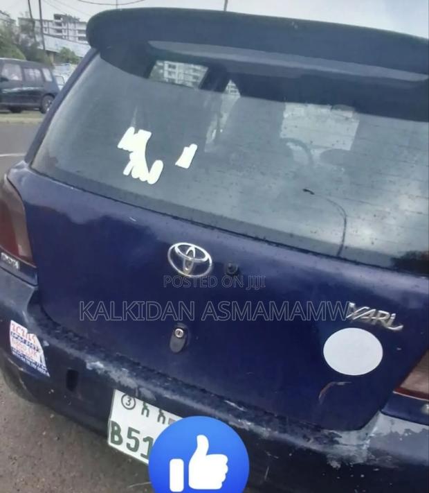 Toyota Yaris 1.5 2000 Blue