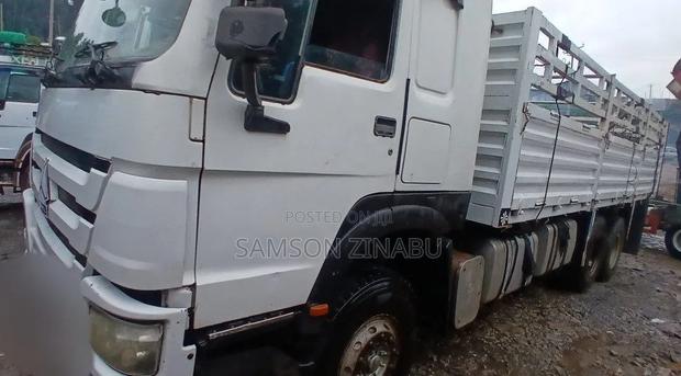 Sinotruk Howo 2017 White