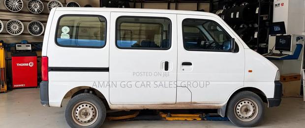 Suzuki Eeco 2025 White