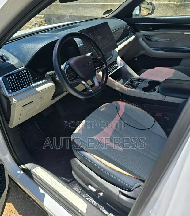 BYD Song Plus 2024 White