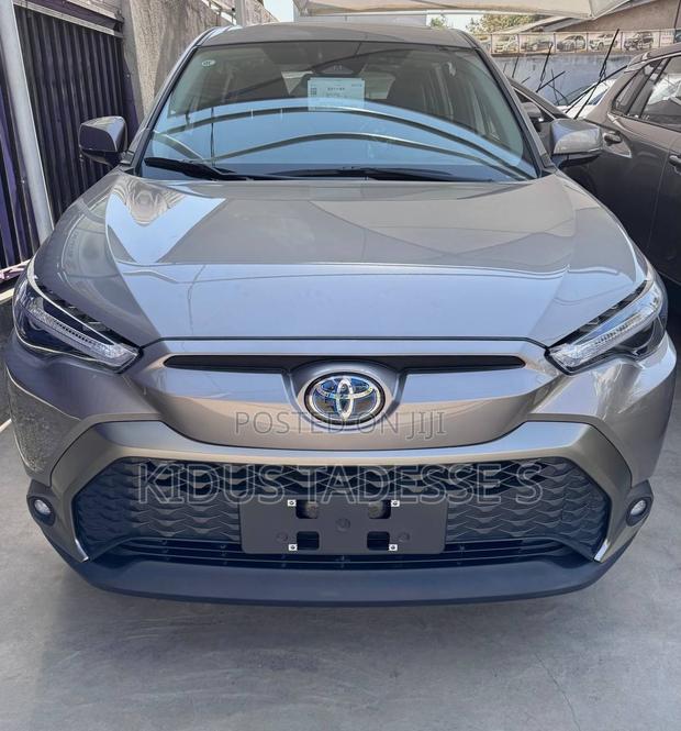 New Toyota Frontlander 2.0 Hybrid FWD 2024 Silver